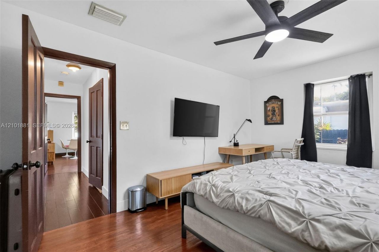 68 NW 95th St, Miami Shores, FL 33150 Photo