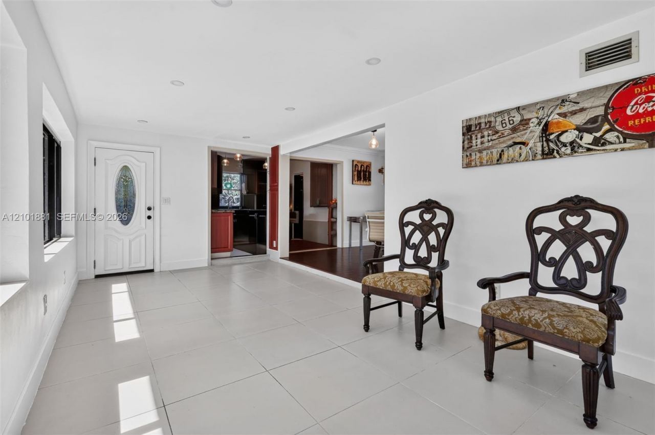 68 NW 95th St, Miami Shores, FL 33150 Photo