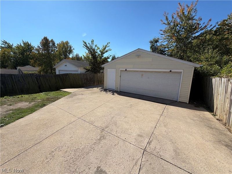 4628 E 173rd Street, Cleveland, OH 44128 Photo 26