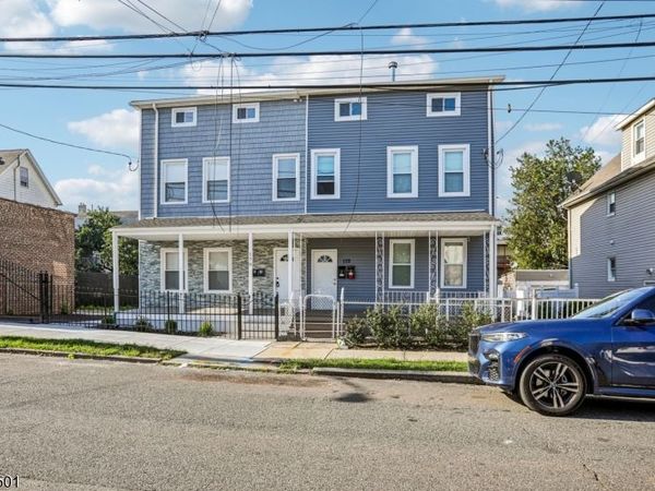 170 Seaman St, Unit 2, New Brunswick, NJ 08901