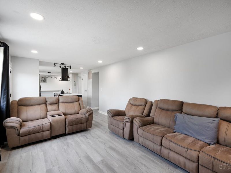 7524 Sussex Drive, West Chester, OH 45069 Photo 12