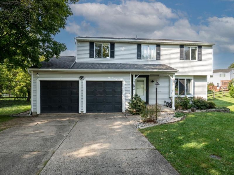 7524 Sussex Drive, West Chester, OH 45069 Photo 2