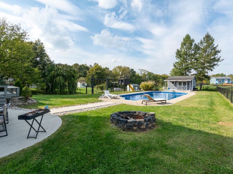 7524 Sussex Drive, West Chester, OH 45069 Photo 25