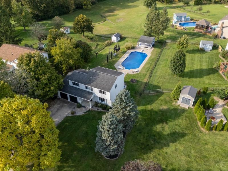 7524 Sussex Drive, West Chester, OH 45069 Photo 3