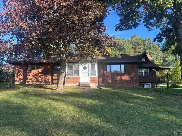 8950 Cazenovia Road, Cazenovia, NY 13035