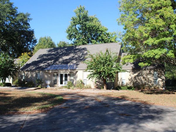 1504 Steel Street, Nashville, AR 71852