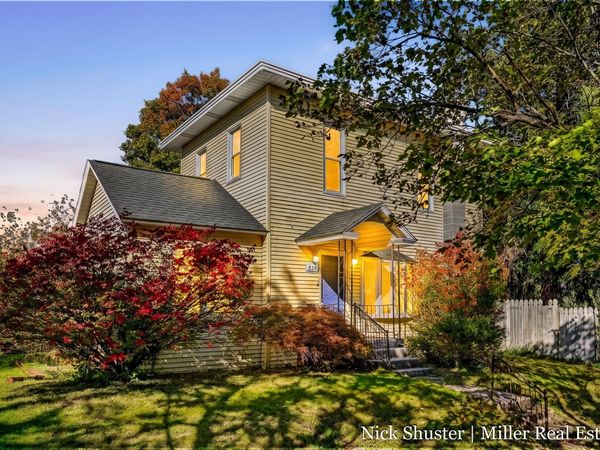 528 S Market Street, Hastings, MI 49058