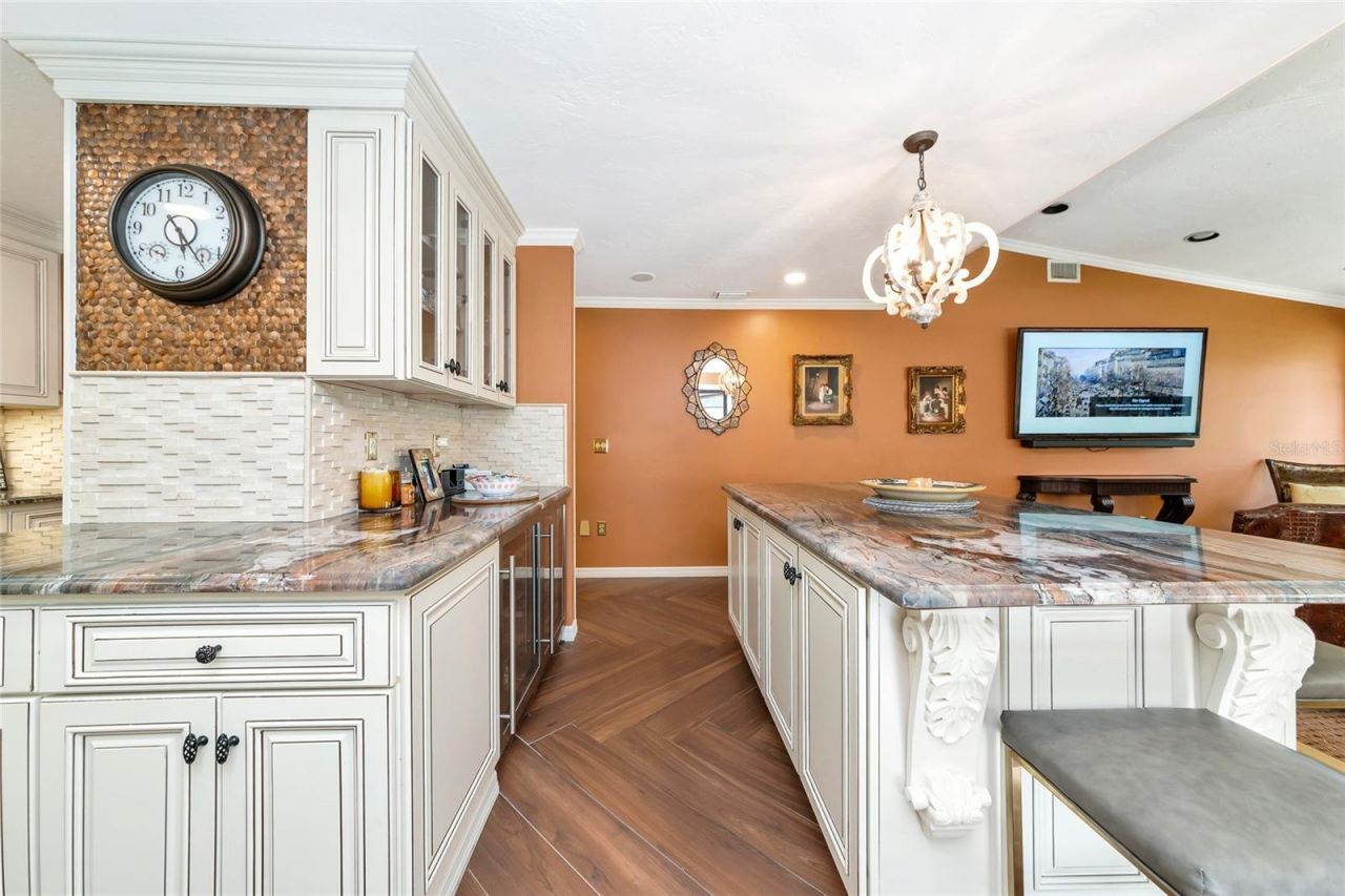 6976 Country Lakes Circle , Sarasota, FL 34243 Photo