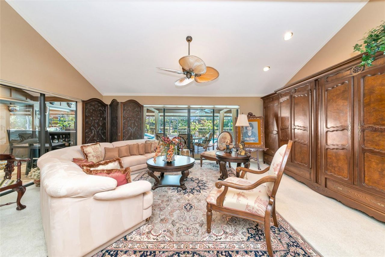 6976 Country Lakes Circle , Sarasota, FL 34243 Photo
