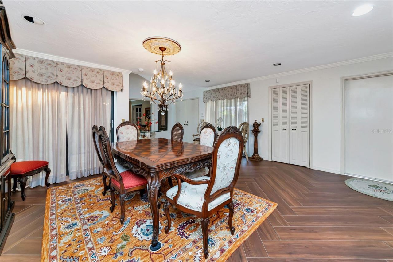 6976 Country Lakes Circle , Sarasota, FL 34243 Photo
