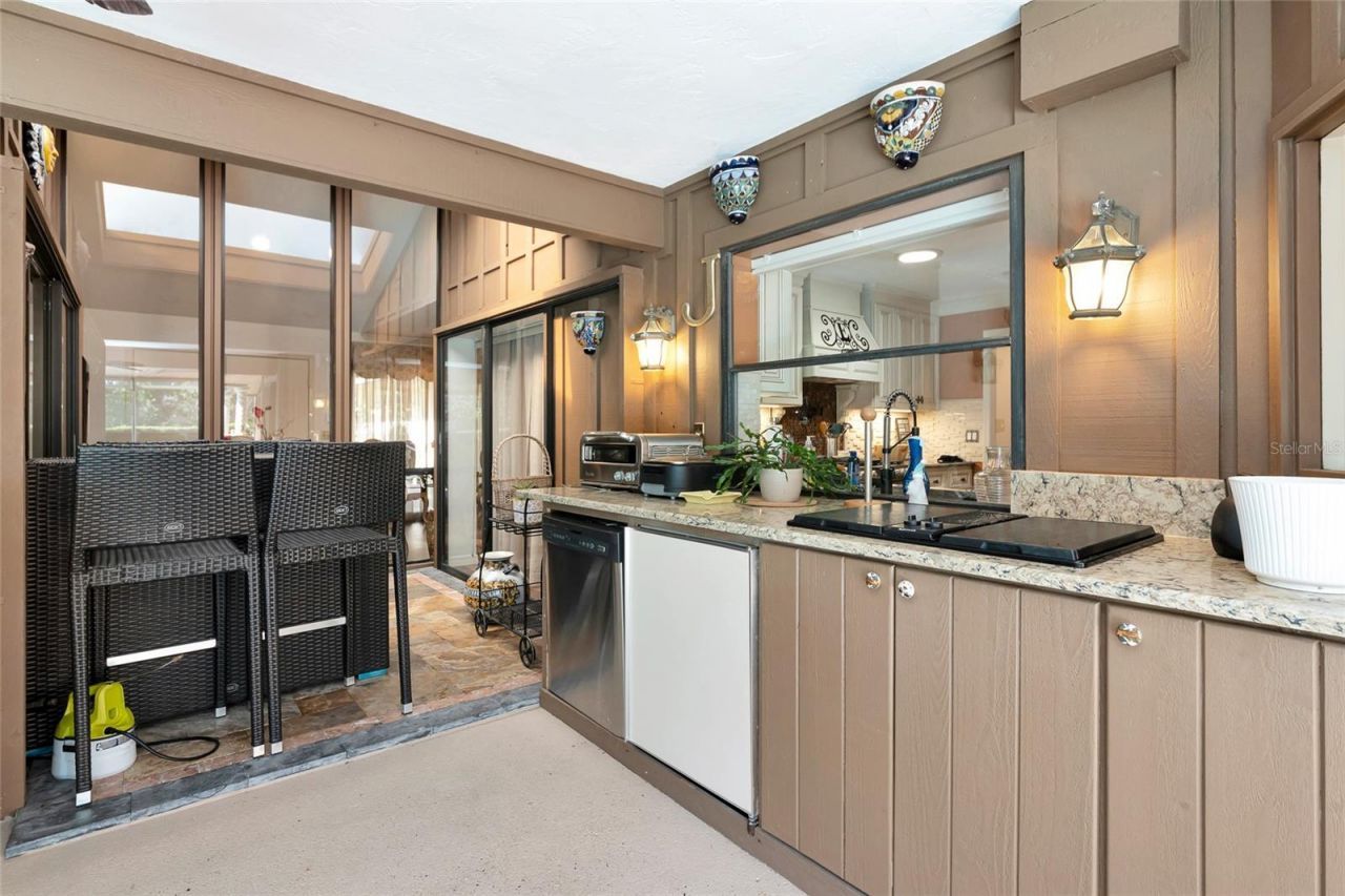 6976 Country Lakes Circle , Sarasota, FL 34243 Photo