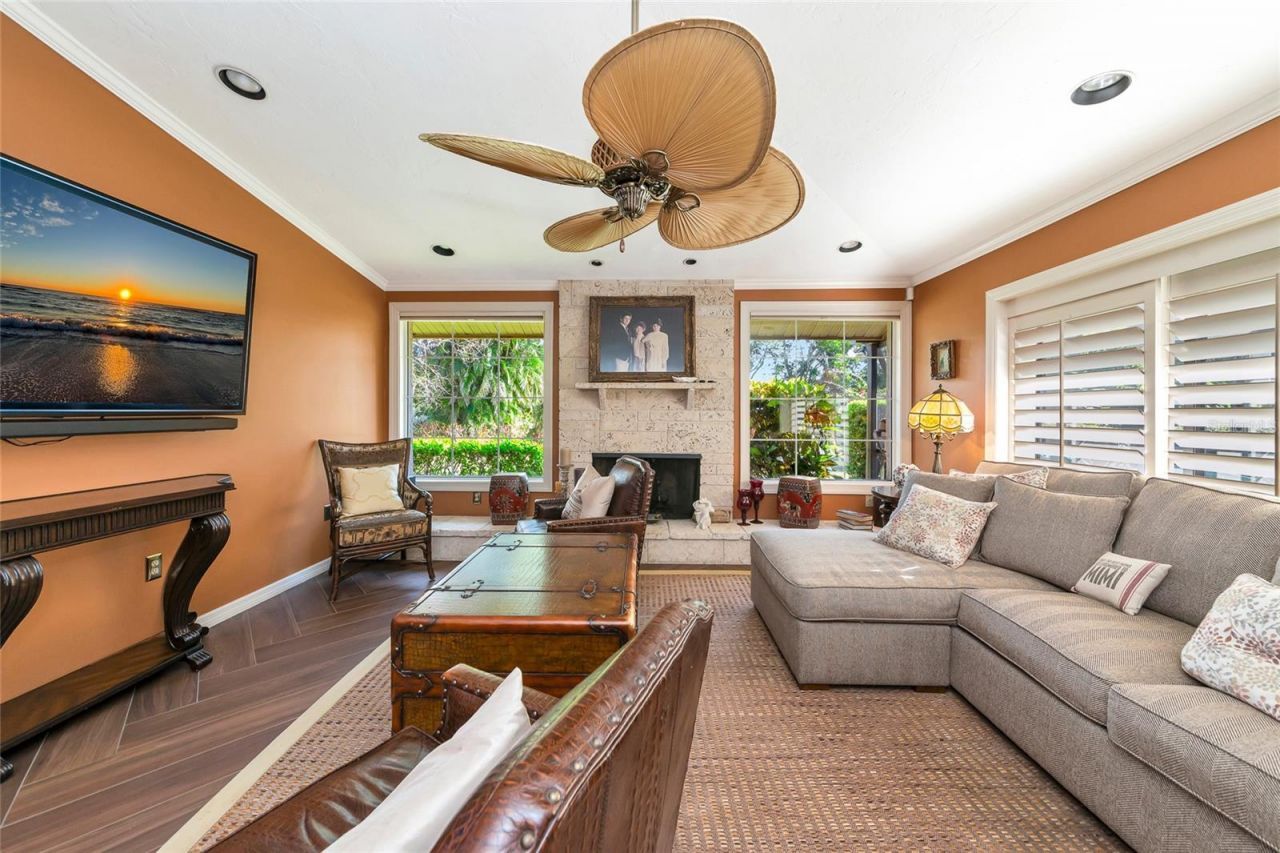 6976 Country Lakes Circle , Sarasota, FL 34243 Photo