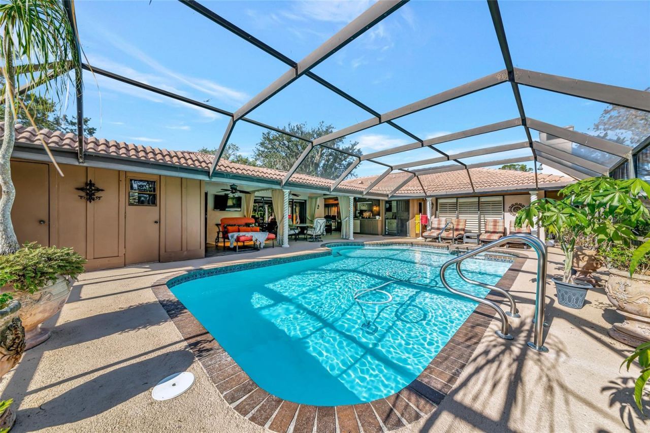 6976 Country Lakes Circle , Sarasota, FL 34243 Photo