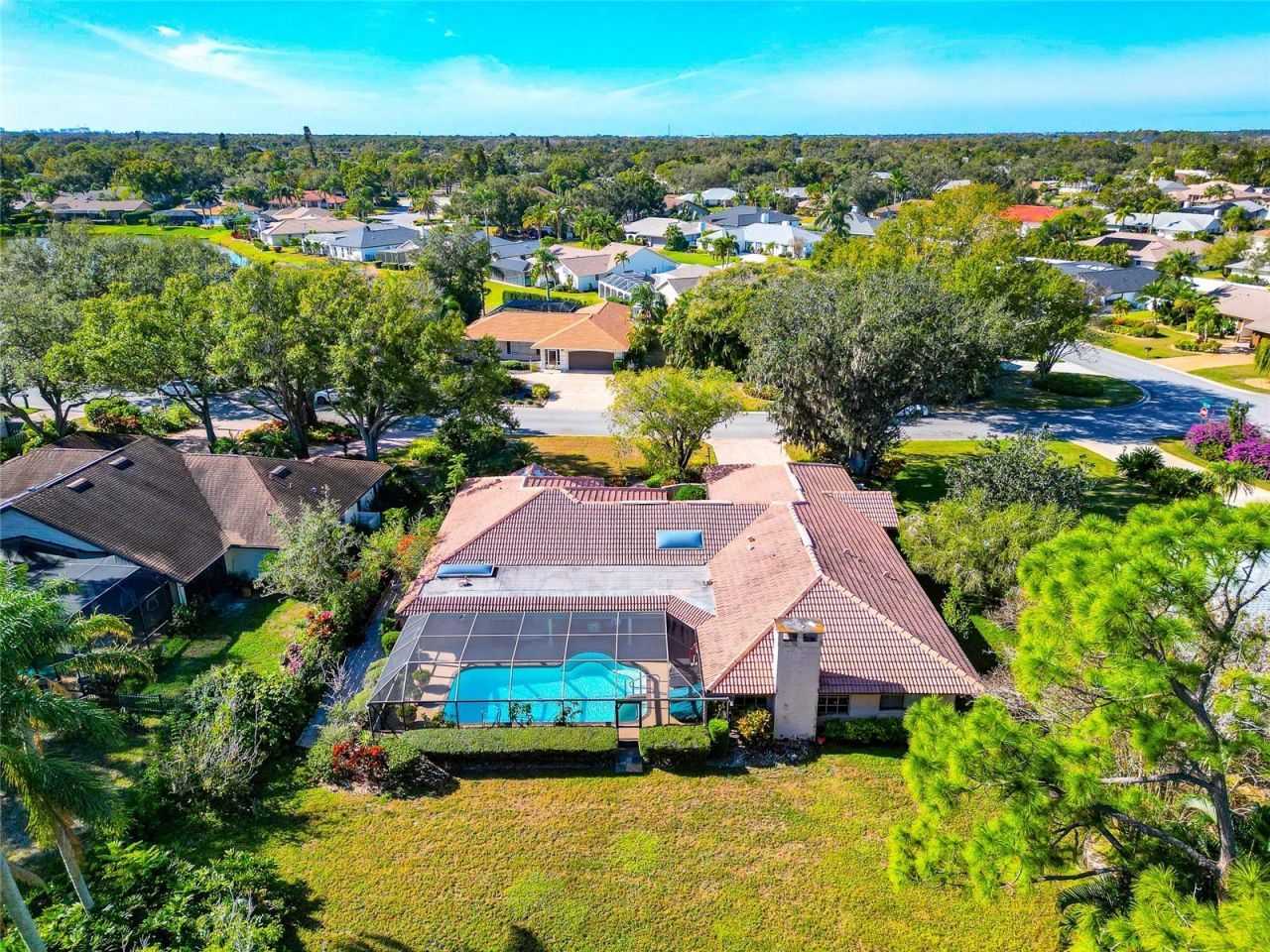6976 Country Lakes Circle , Sarasota, FL 34243 Photo