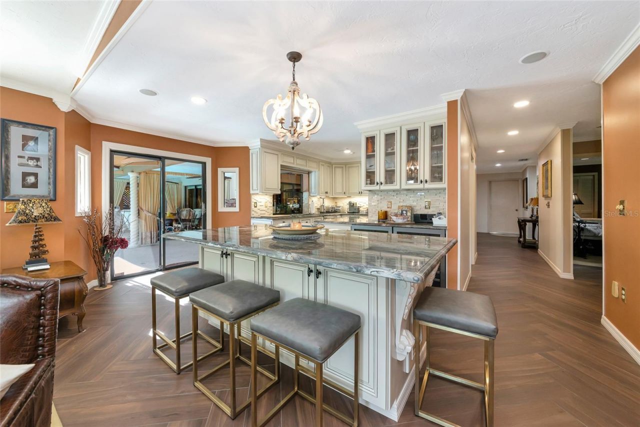 6976 Country Lakes Circle , Sarasota, FL 34243 Photo