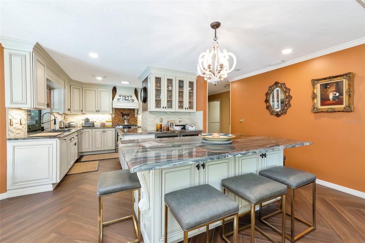 6976 Country Lakes Circle , Sarasota, FL 34243 Photo