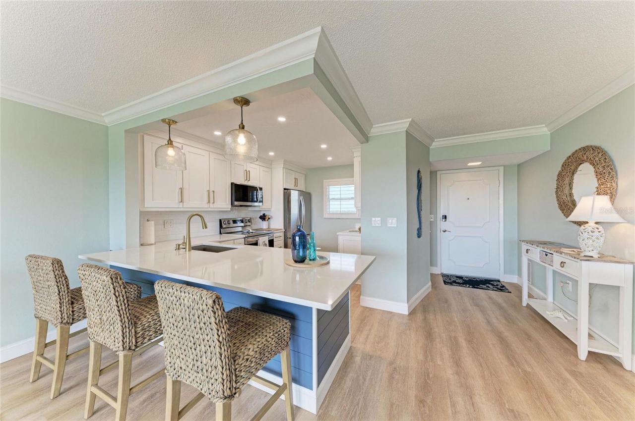 4040 Ironwood Circle , Unit 702F, Bradenton, FL 34209 Photo