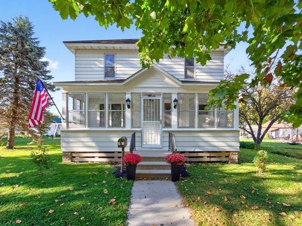 15 Fillmore Street NE, Chatfield, MN 55923