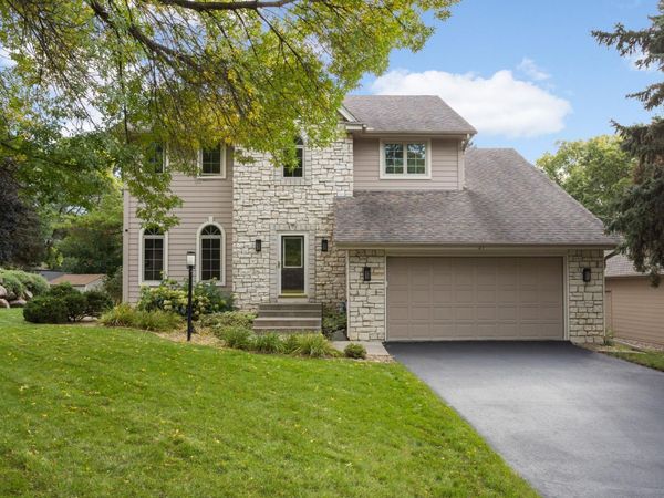 31 Marcin Hill, Burnsville, MN 55337