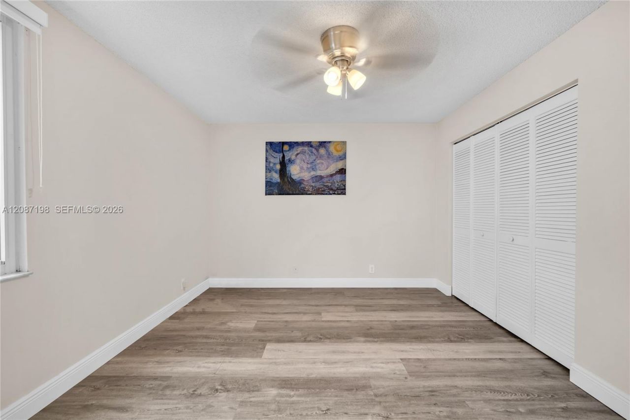 401 Bermuda Springs Dr, Weston, FL 33326 Photo