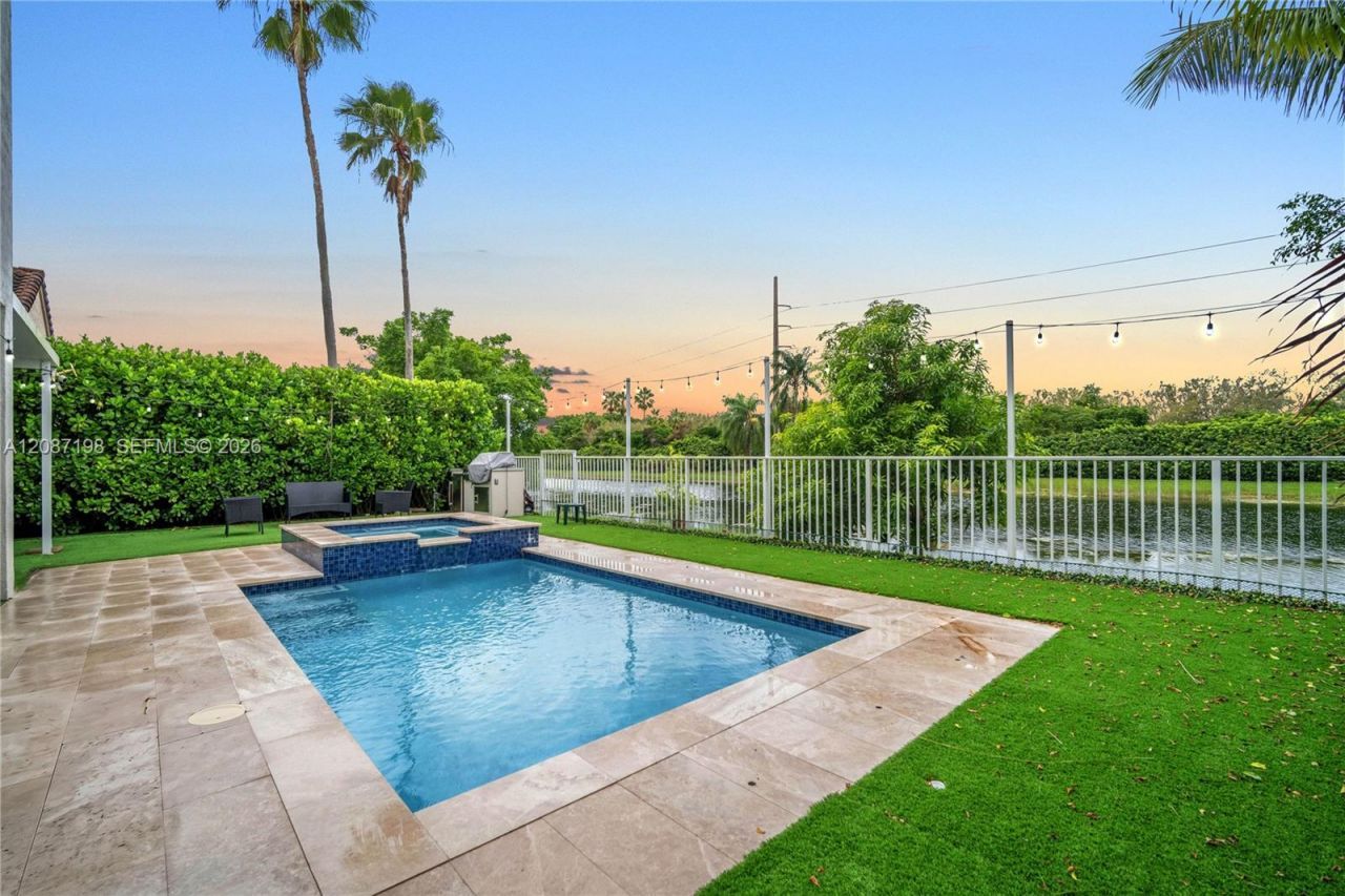 401 Bermuda Springs Dr, Weston, FL 33326 Photo