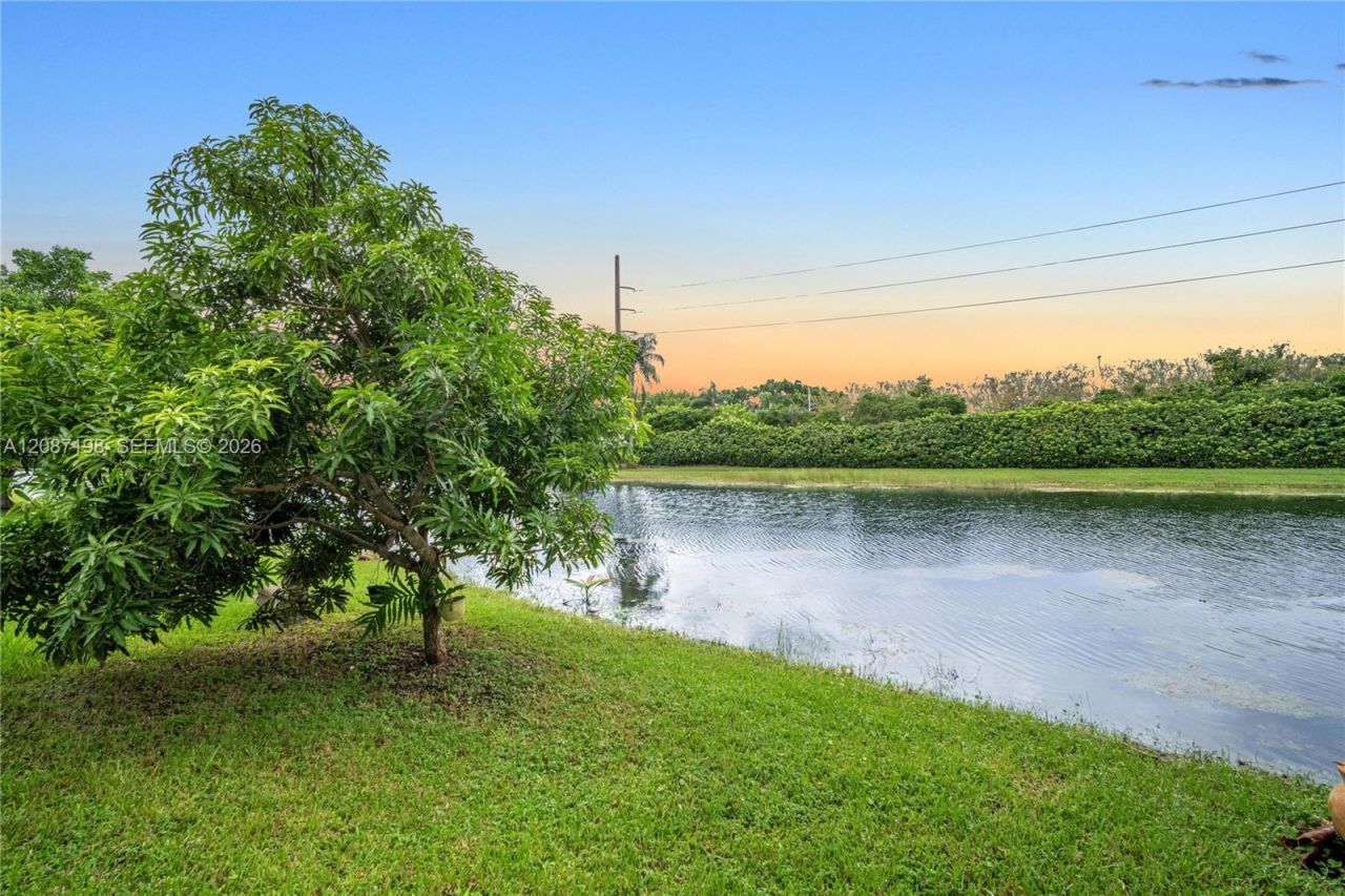 401 Bermuda Springs Dr, Weston, FL 33326 Photo