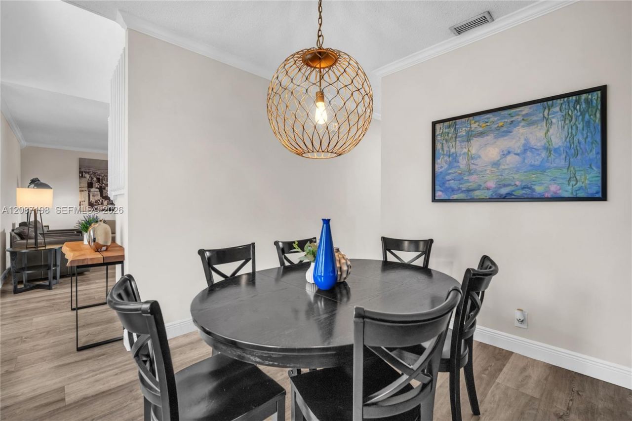 401 Bermuda Springs Dr, Weston, FL 33326 Photo