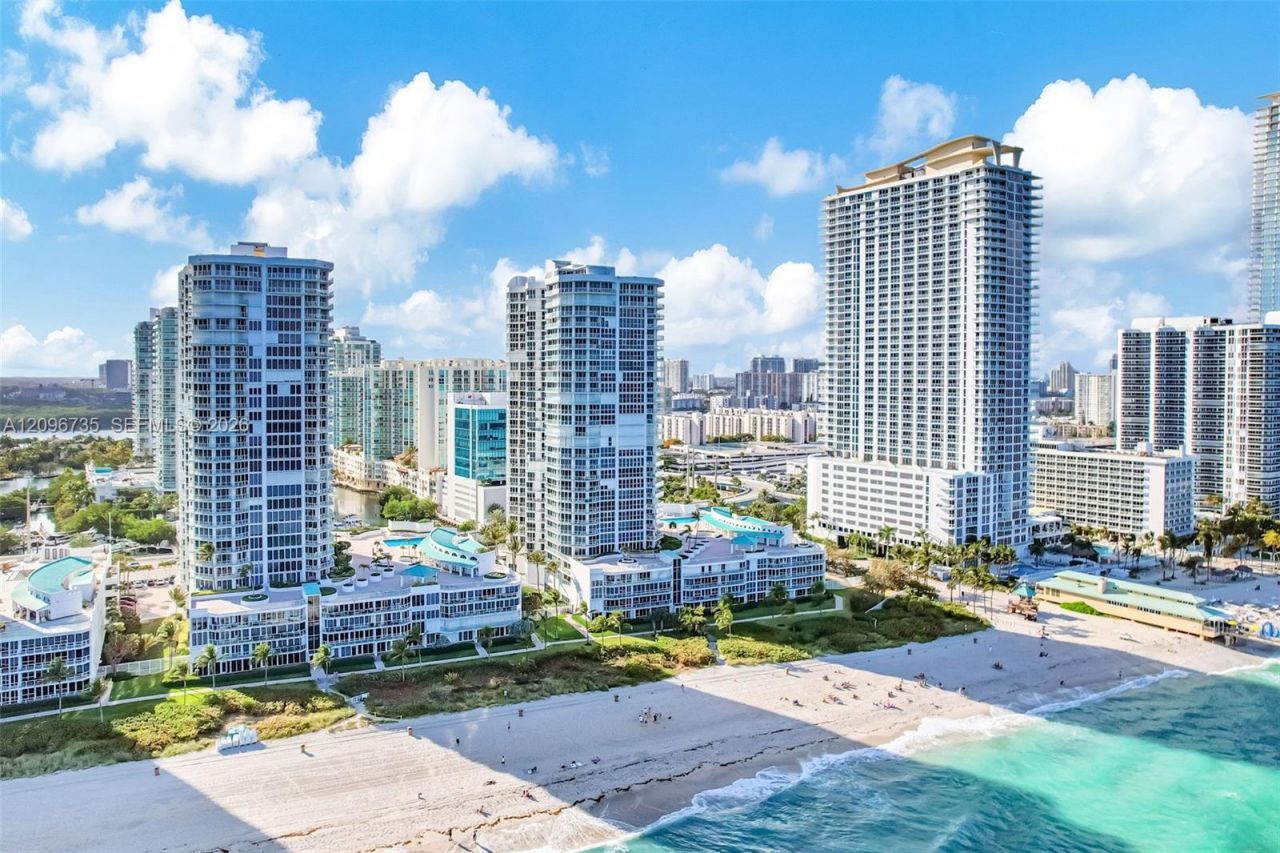 16485 Collins Ave , Unit 738, Sunny Isles Beach, FL 33160 Photo