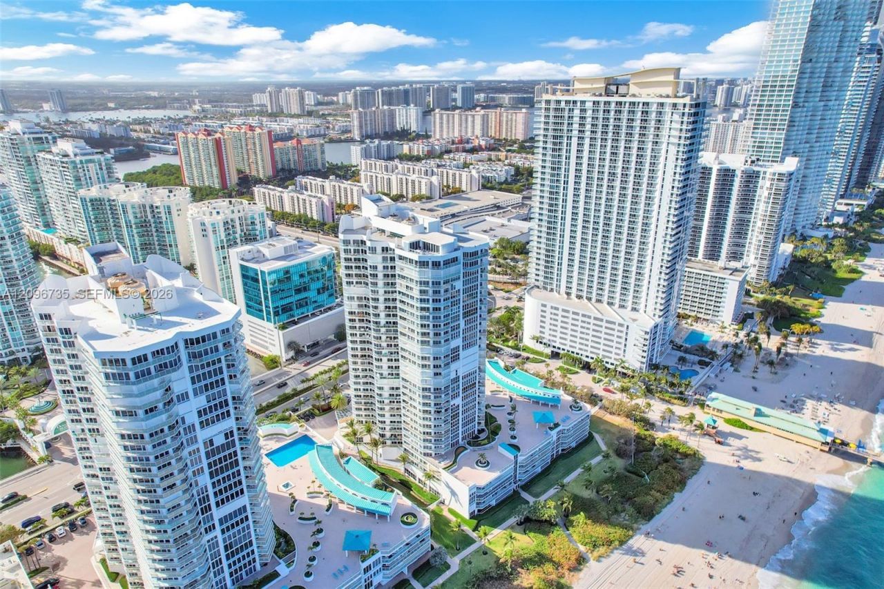 16485 Collins Ave , Unit 738, Sunny Isles Beach, FL 33160 Photo