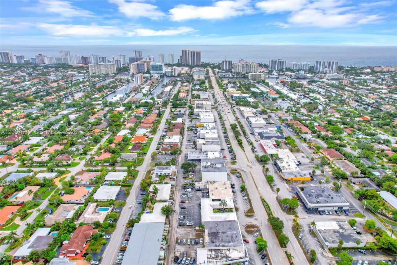 2691 E Oakland Park Blvd, Fort Lauderdale, FL 33306 Photo