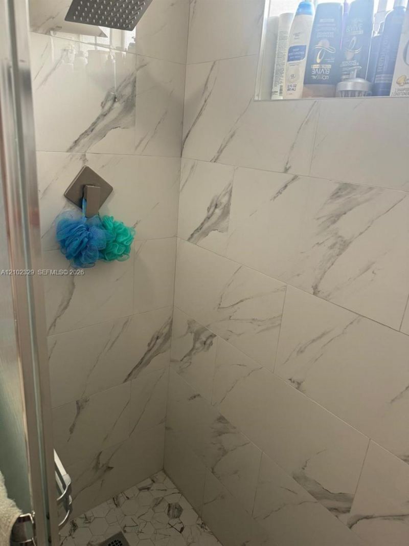 831 NW 24th Ave , Miami, FL 33125 Photo