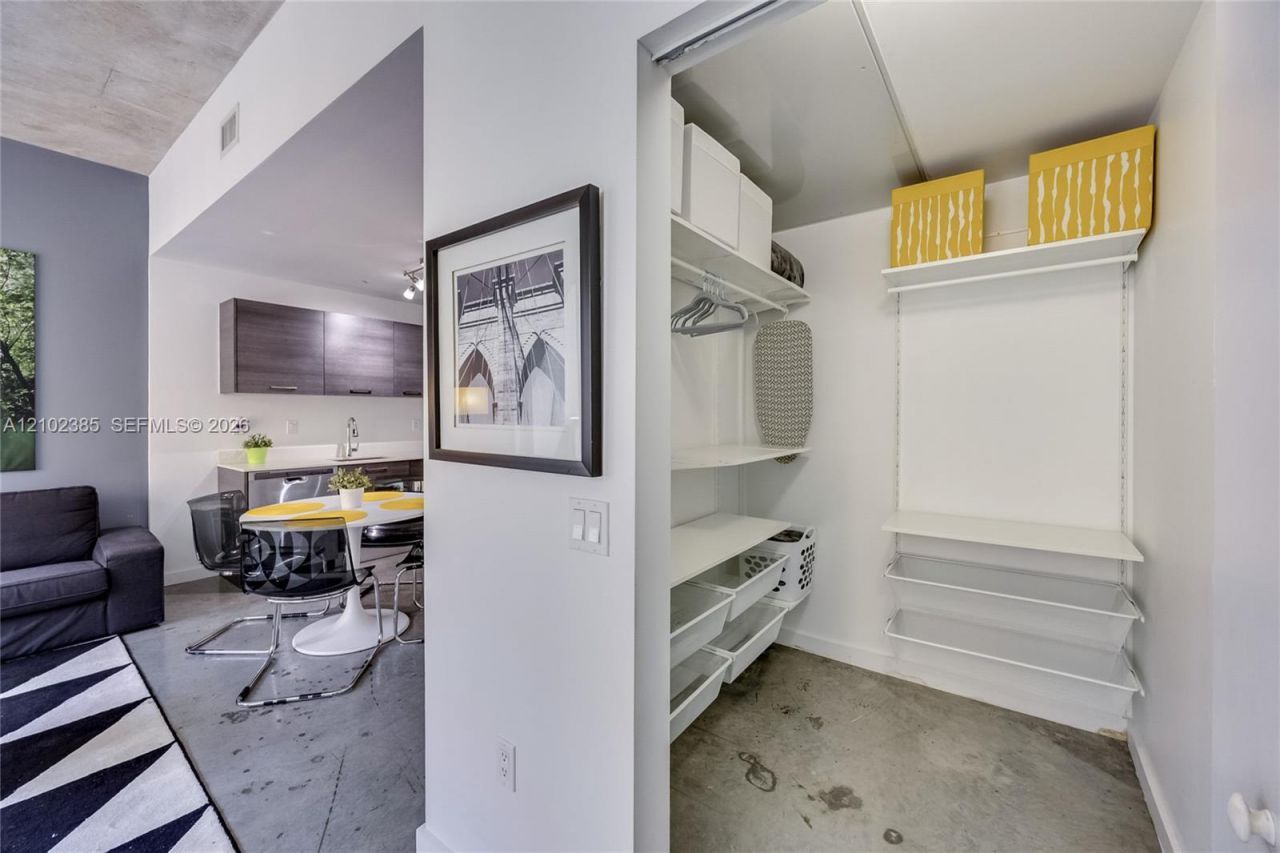 151 SE 1st St , Unit 1003, Miami, FL 33131 Photo