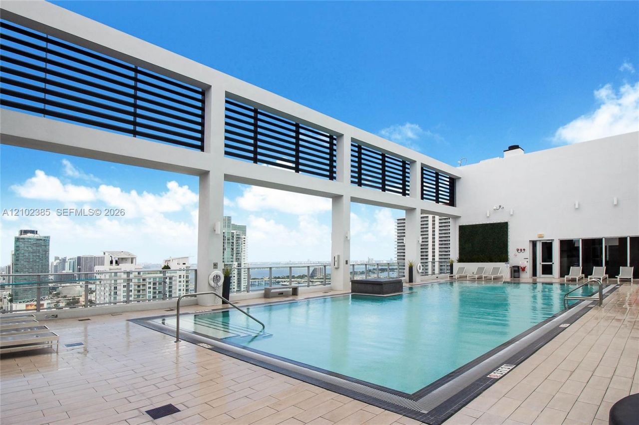 151 SE 1st St , Unit 1003, Miami, FL 33131 Photo