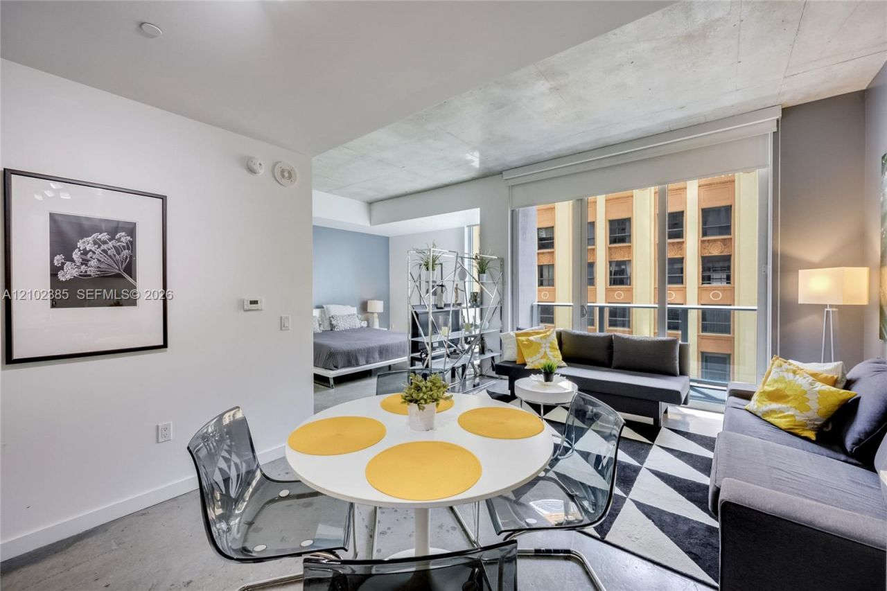 151 SE 1st St , Unit 1003, Miami, FL 33131 Photo