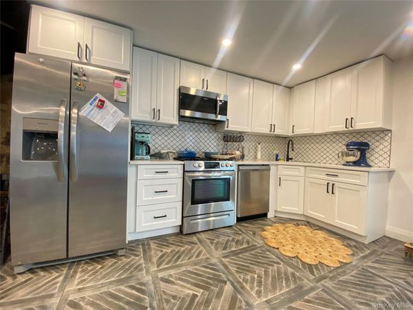 4112 20th Avenue , Astoria, NY 11105