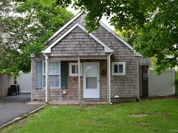 60 Huguenot Drive , Mastic Beach, NY 11951