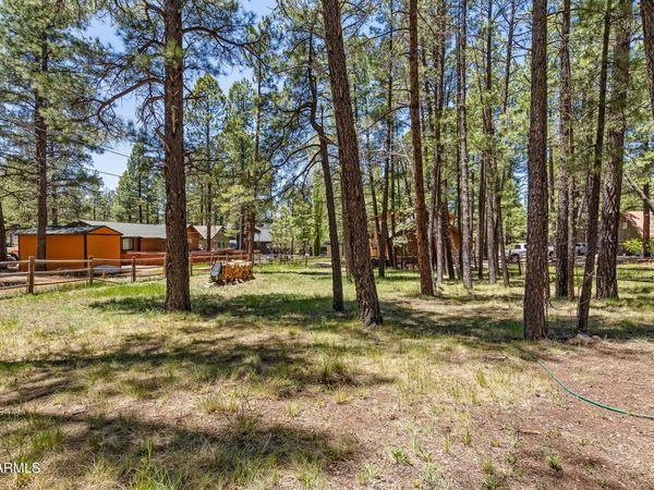 345 N Lodge Drive, Unit 56, Munds Park, AZ 86017