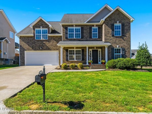 2421 Clinging Vine Lane, Knoxville, TN 37931