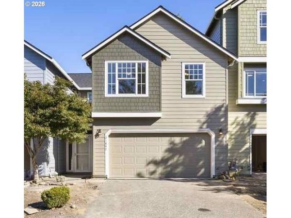 21847 NE HEARTWOOD CIR, Fairview, OR 97024