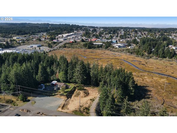 0 B ST, North Bend, OR 97459