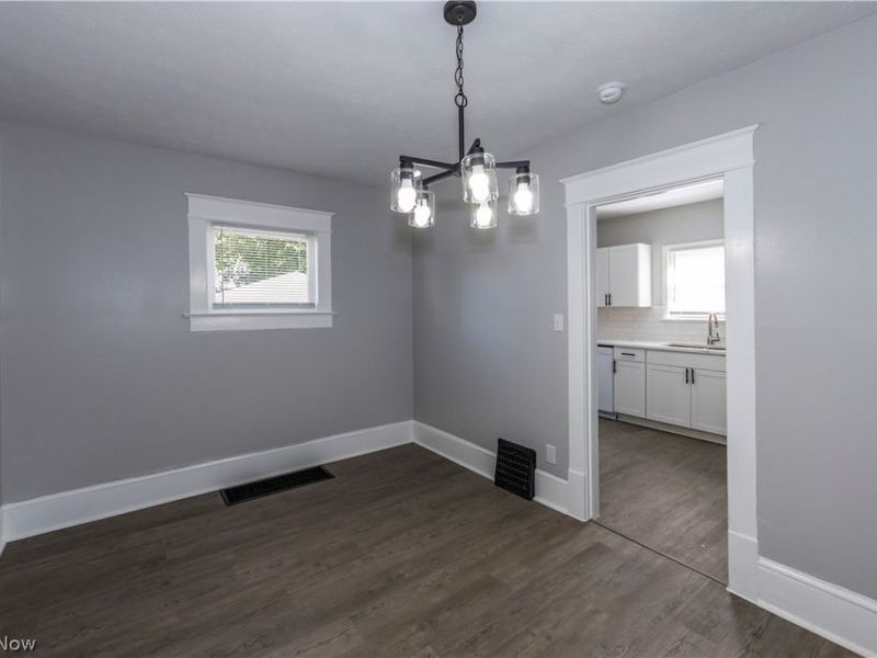 2221 10th Street SW, Akron, OH 44314 Photo 14