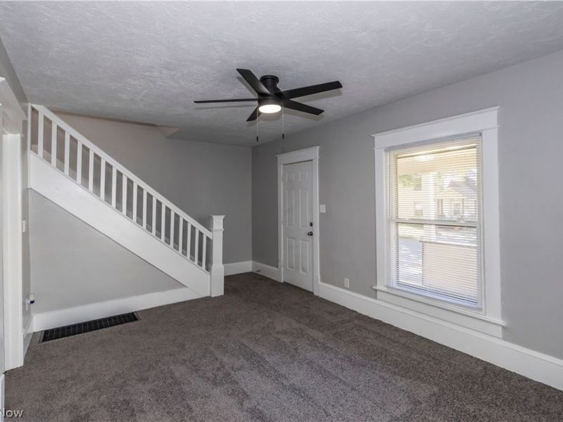 2221 10th Street SW, Akron, OH 44314 Photo 7