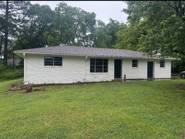 2107 Bryan Dr., Tupelo, MS 38801