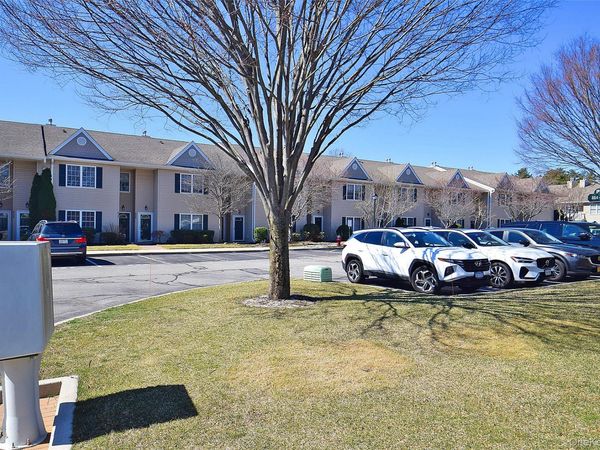 822 Portofino Place , Melville, NY 11747