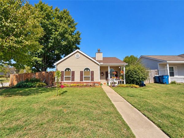 201 SE 18th Street , Bentonville, AR 72712