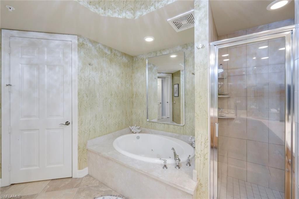 295 Grande Way , Unit 1405, Naples, FL 34110 Photo