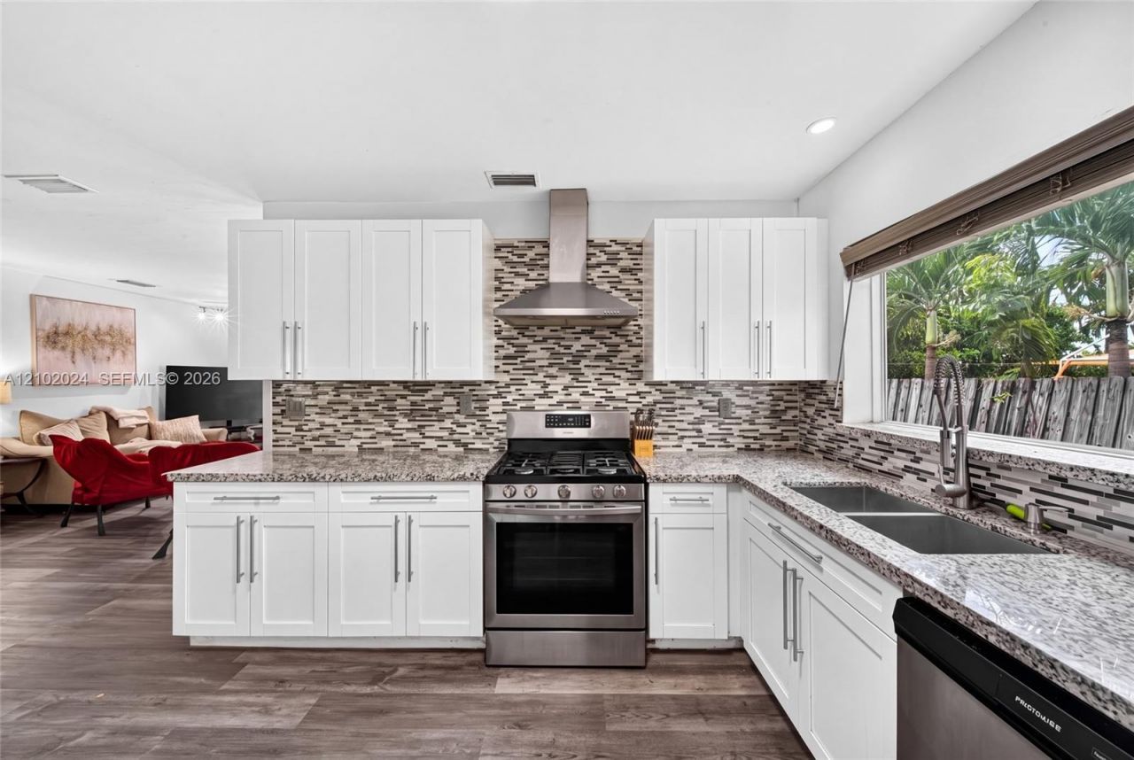 8920 SW 197th St , Cutler Bay, FL 33157 Photo