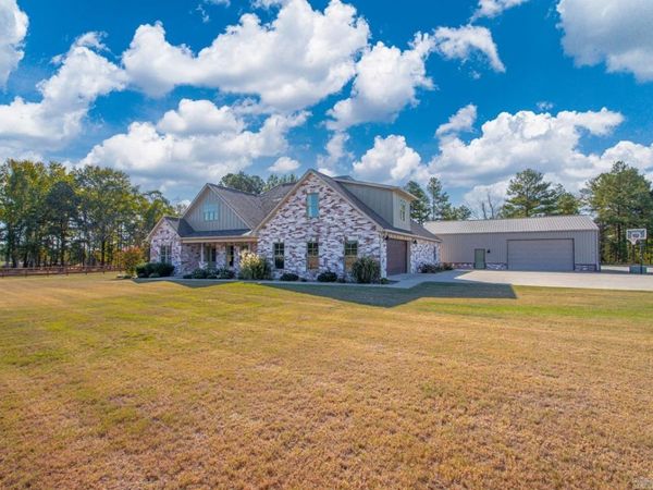 7633 W US-270 Highway, Prattsville, AR 72129