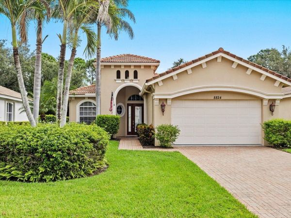 8824 Champions Way, Port St. Lucie, FL 34986