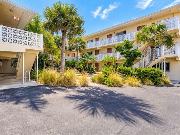 102 S PENINSULA DRIVE , Unit 100, DAYTONA BEACH, FL 32118